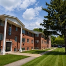 Country Manor Apartment Homes - Apartments