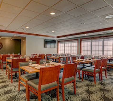 Holiday Inn Hotel & Suites Milwaukee Airport - Milwaukee, WI