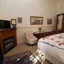 Old Crocker Inn - Bed & Breakfast & Inns