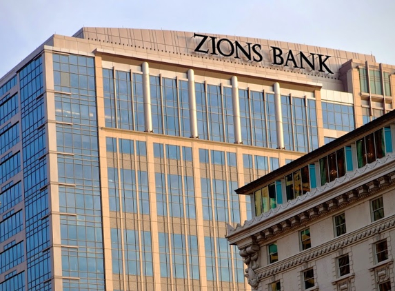 Zions Bank Meridian Silverstone Financial Center - Meridian, ID