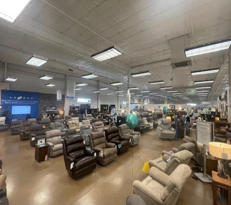 Slumberland Furniture - Willmar, MN