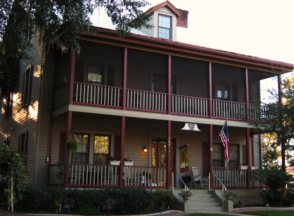 River Park Inn - Green Cove Springs, FL