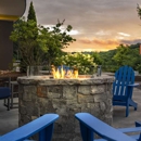 GLō Hotel Asheville-Blue Ridge Parkway - Hotels