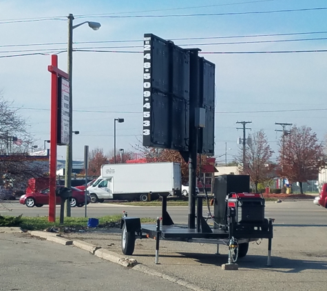 Ddmmedia, Dynamic display media - Madison Heights, MI. Picture of Ddmmedia mobile event led screen