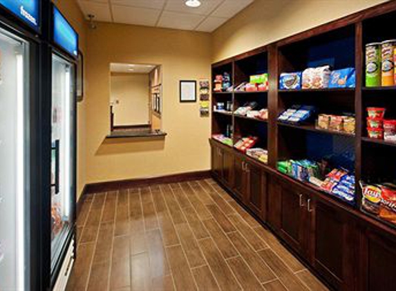 Hampton Inn & Suites Millington - Millington, TN