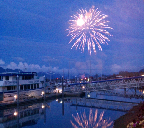 Ray's Waterfront - Seward, AK