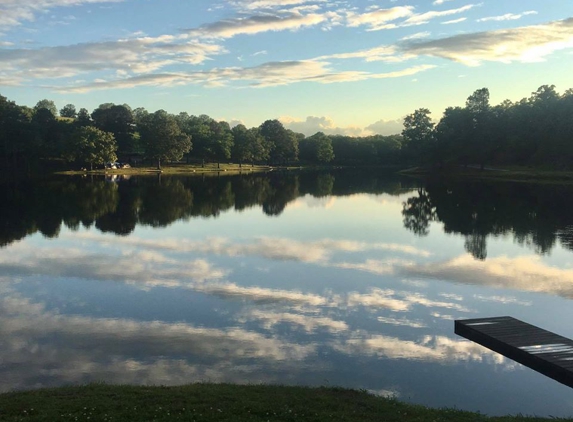 Indian Lakes Resort - Austin, AR