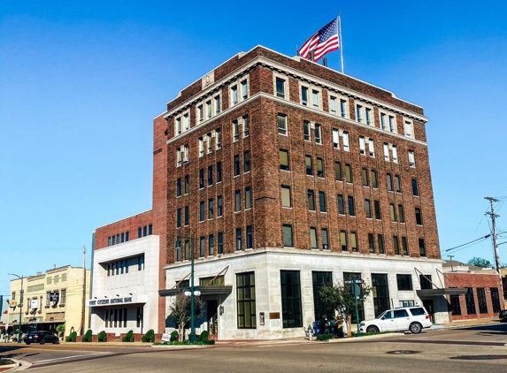 First Citizens National Bank - Dyersburg, TN