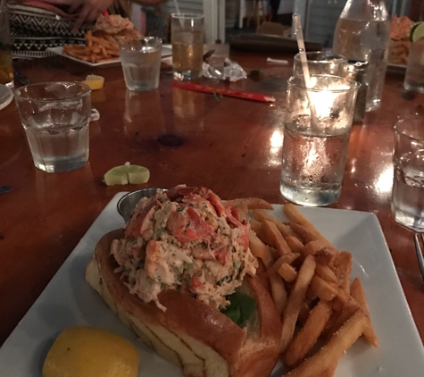 SALT Waterfront Bar & Grill - Shelter Island, NY