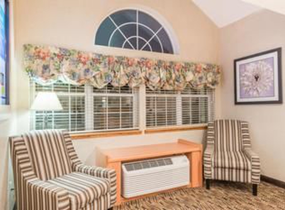 Microtel Inn & Suites by Wyndham Uncasville Casino Area - Uncasville, CT