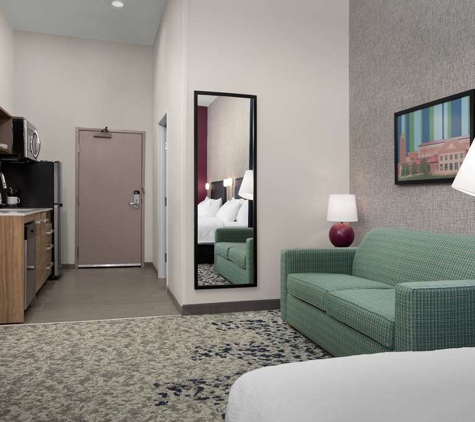 Home2 Suites by Hilton Lubbock University - Lubbock, TX