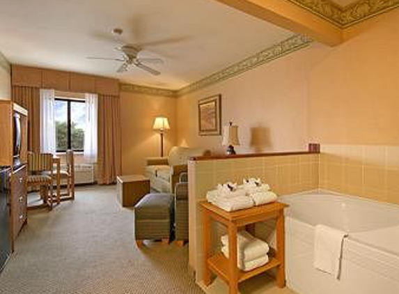 Baymont Inn & Suites - Champaign, IL