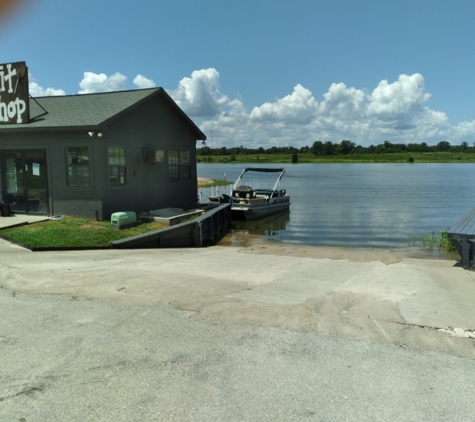 The Bait Shop - Willis, TX