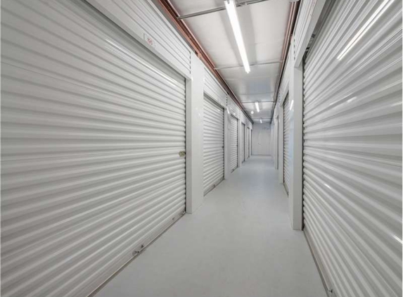 Extra Space Storage - Chantilly, VA