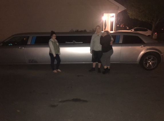 Diamonds Limousine & Sedan Service - Rush, NY