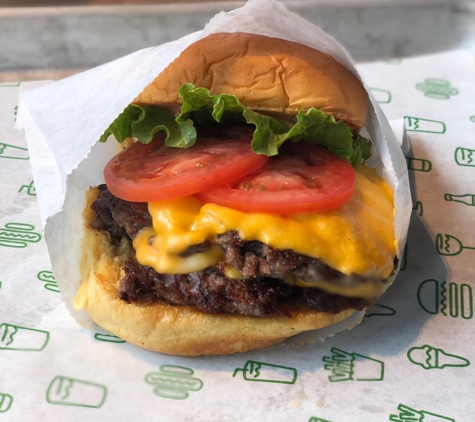 Shake Shack - El Segundo, CA