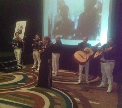 Mariachi Luna De Mexico - Glendale, AZ