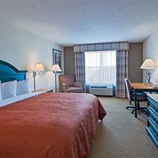 Country Inns & Suites - Hebron, KY