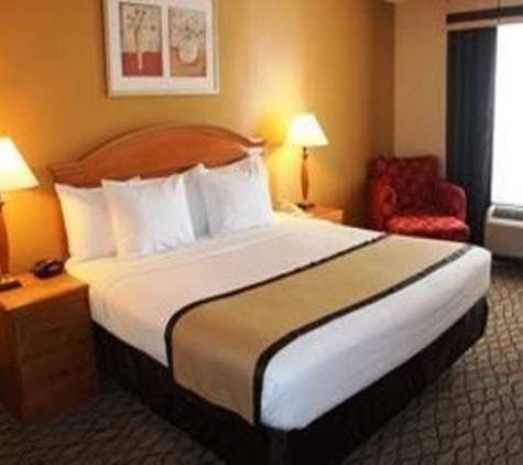 Baymont Inn & Suites - Canton, MI