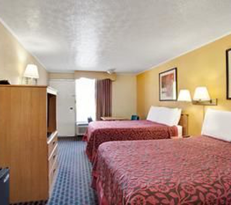 Days Inn By Wyndham Knoxville West - Knoxville, TN