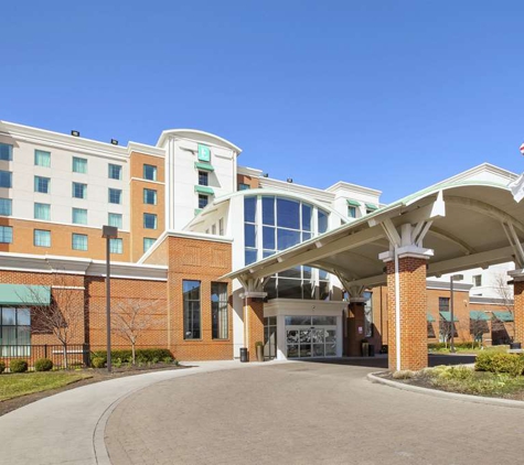 Embassy Suites by Hilton Columbus Airport - Columbus, OH