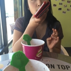 Menchie's Frozen Yogurt