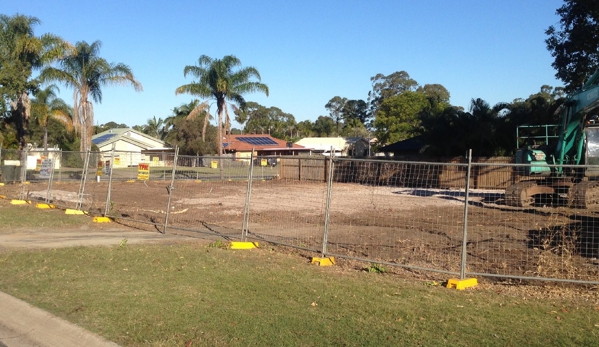 Hanlon Excavation and Demolition - Alloway, QLD. Demolition Clean Up