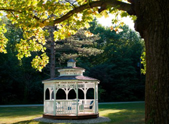 Inn Rabbit - Sawyer, MI