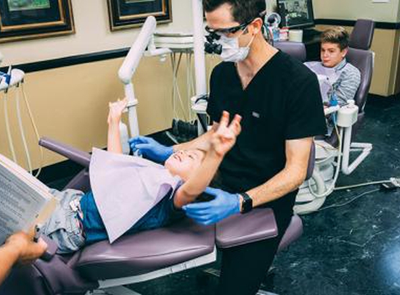 My Kids Hometown Dentist - Bobby Stanislawski, DDS - Valencia, CA