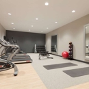 Embassy Suites by Hilton Wilmington Riverfront - Hotels