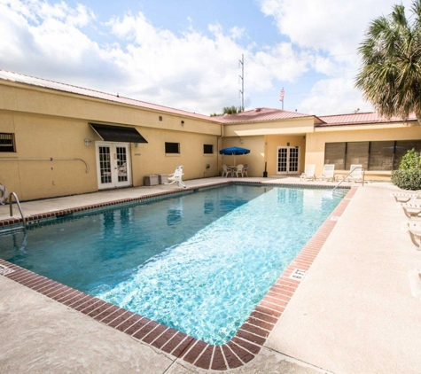 Econo Lodge - Atlantic Beach, FL