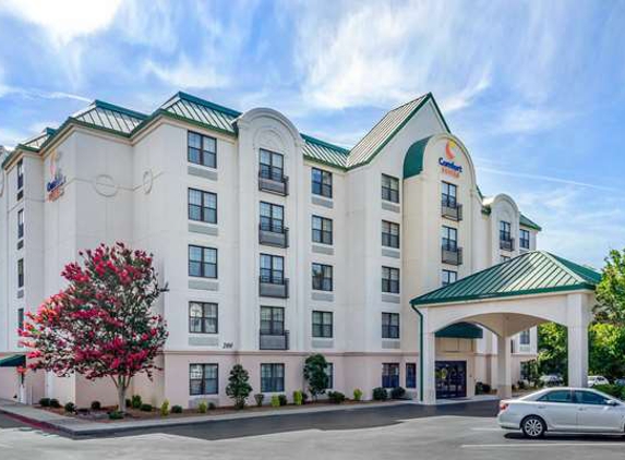 Comfort Suites Hanes Mall - Winston Salem, NC