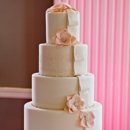 Cupcake & Cake Addicts - Wedding Cakes & Pastries