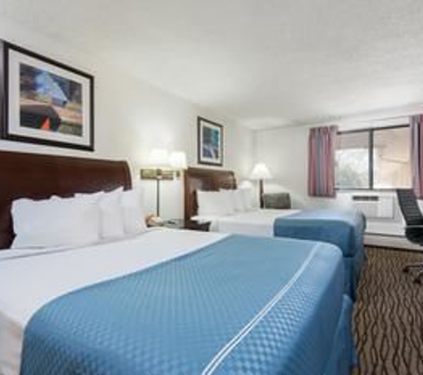 Travelodge by Wyndham Laramie - Laramie, WY