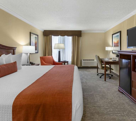 Best Western Plus Burlington - Burlington, NC