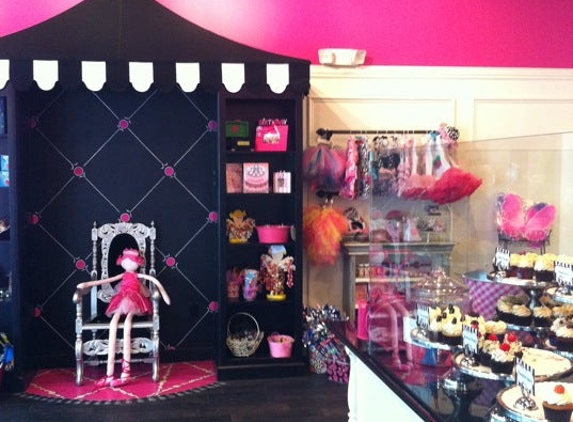 Lilly Magilly's Cupcakery - Gaithersburg, MD