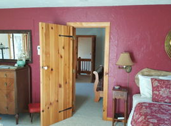 Fox Hill Bed & Breakfast - Fairfield, VA