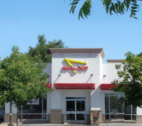 In-N-Out Burger - Mountain View, CA