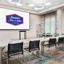 Hampton Inn & Suites Atlanta Buckhead Place - Hotels