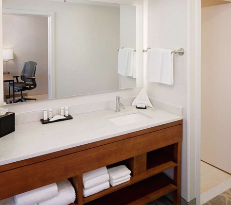 Embassy Suites by Hilton Boston Marlborough - Marlborough, MA