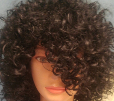 Shawzae Custom Wigs - Margate, FL