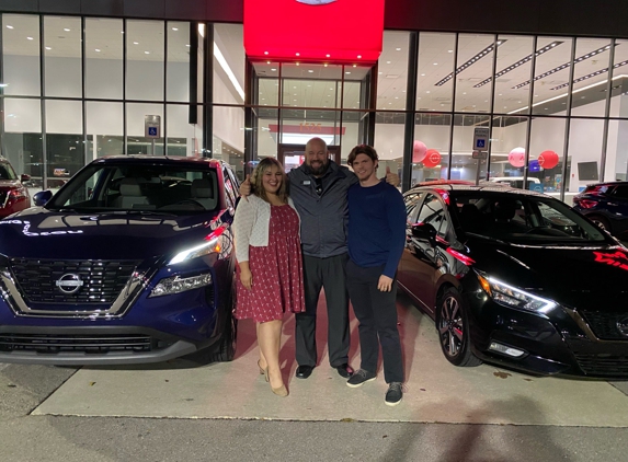 Benton Nissan Of Columbia - Columbia, TN