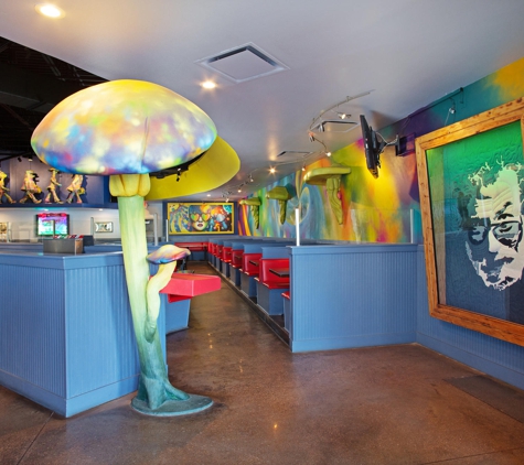 Mellow Mushroom Brandon - Brandon, FL