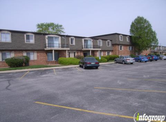 Winchester Village Apartments - Indianapolis, IN