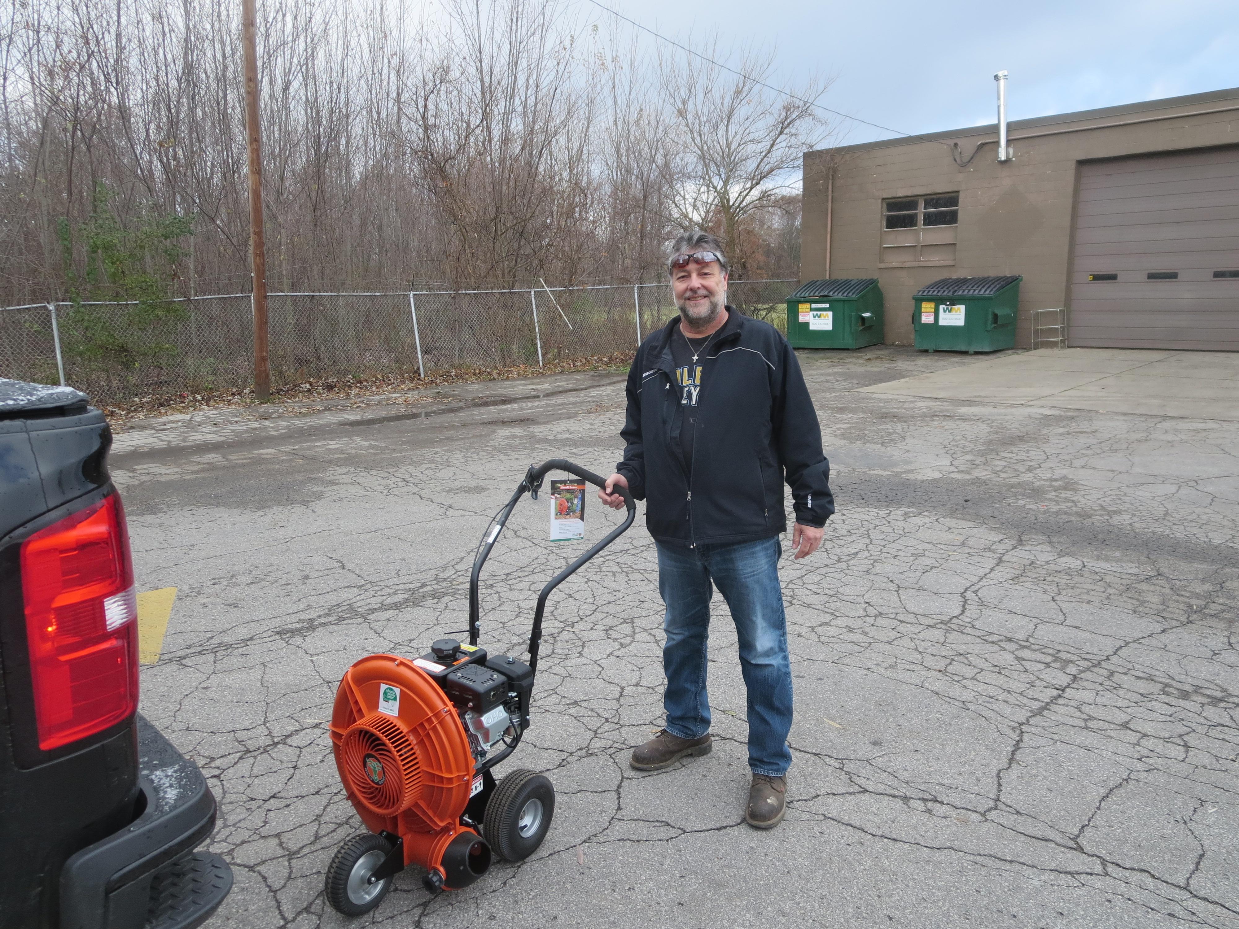 Sylvania 2025 mower shop