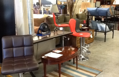 Furniture Plus Consignment Warehouse Inc 1300 E Main Puyallup