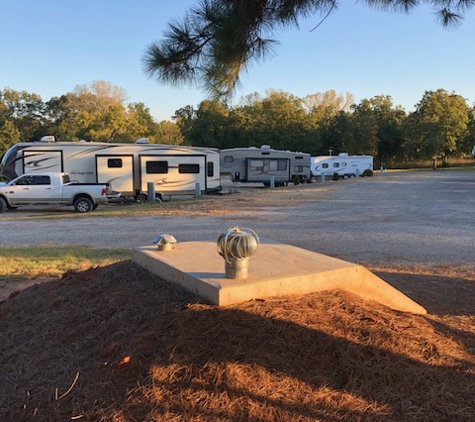 Whitetail Woods RV Park - Stillwater, OK