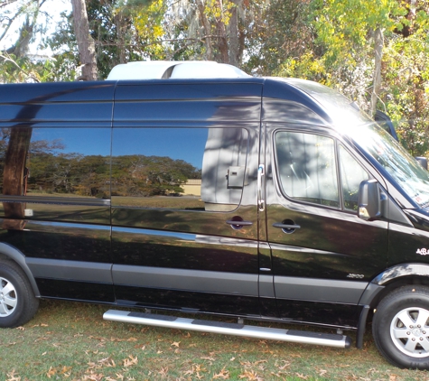 Above And Beyond Limousine Service - Savannah, GA