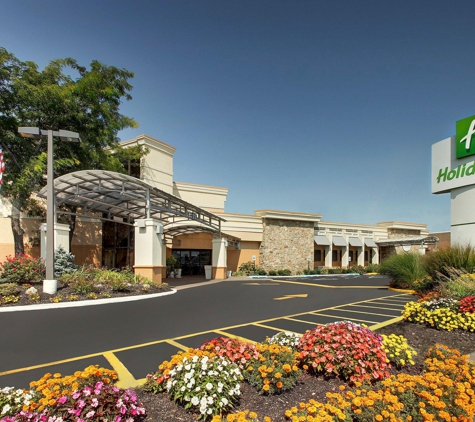 Holiday Inn Westbury-Long Island - Carle Place, NY