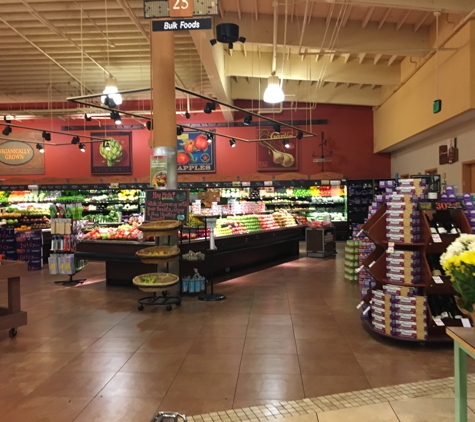 Raley's Supermarket - South Lake Tahoe, CA. Produce section